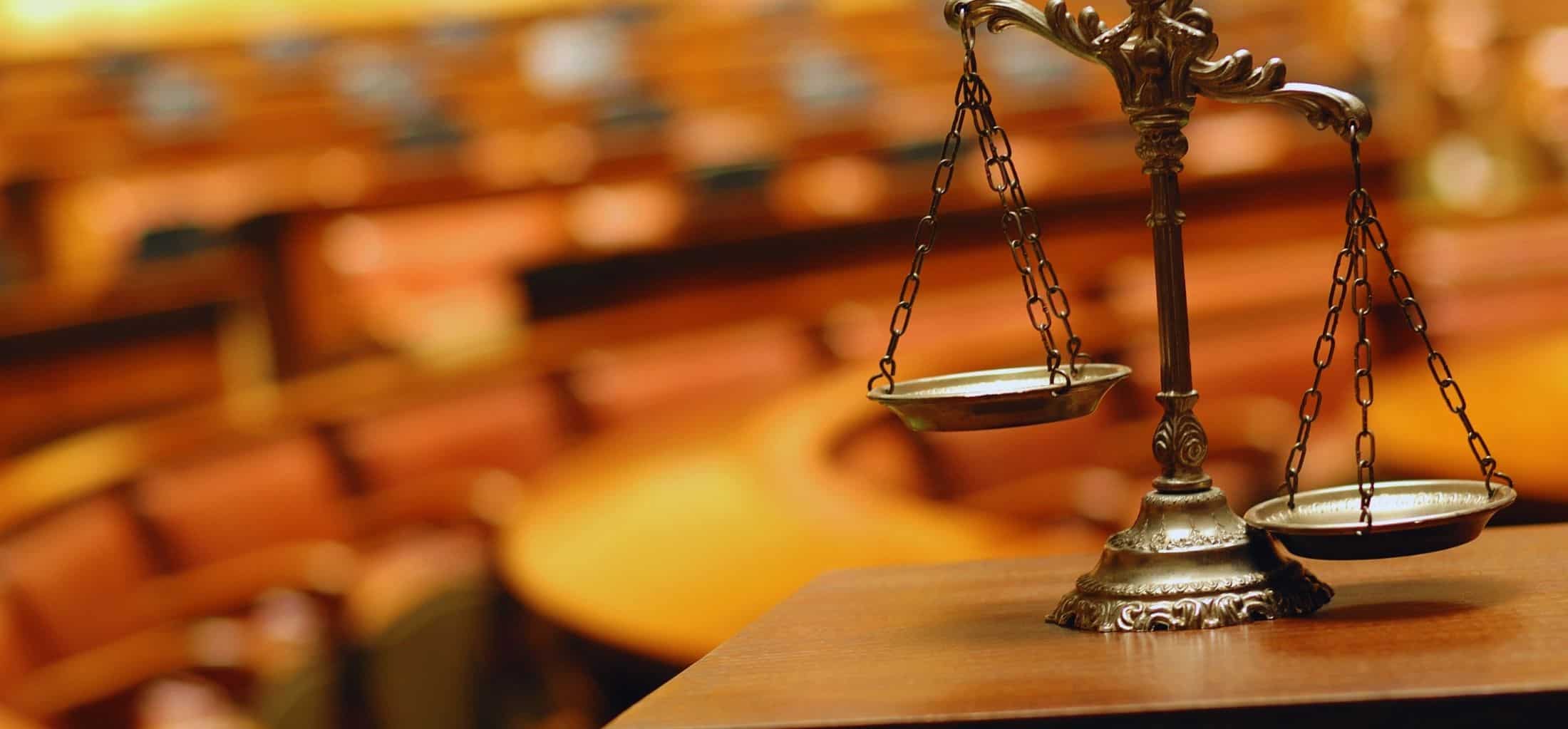 procuradores judiciales para asuntos administrativos en valencia